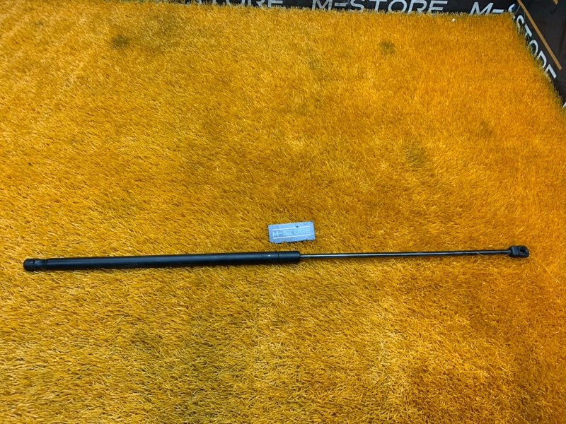 амортизатор капота, 500 рублей, Красноярск