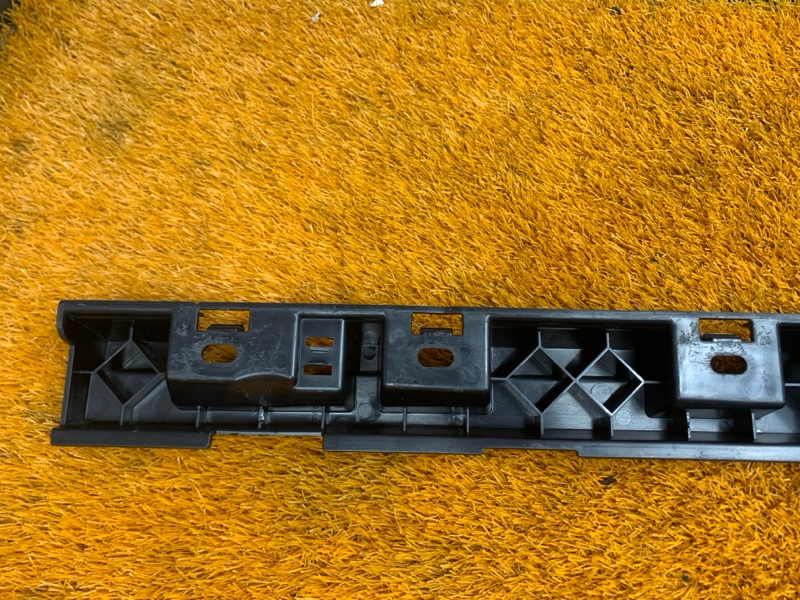 кронштейн порога, 420 рублей, Красноярск