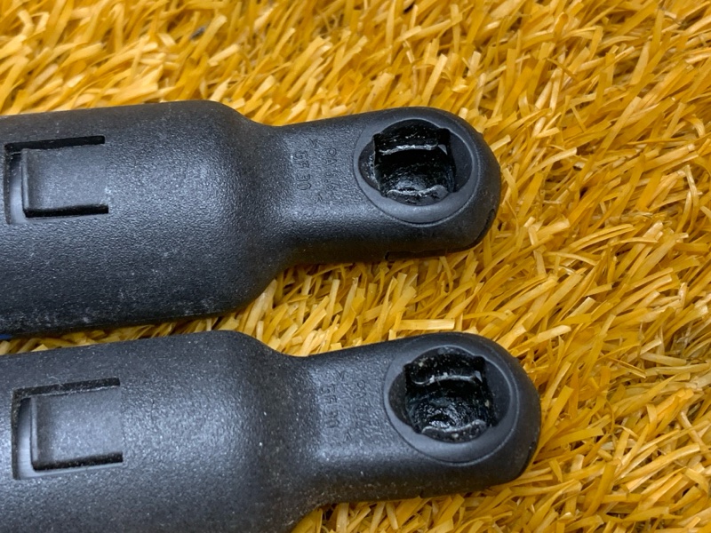 амортизатор капота, 900 рублей, Красноярск