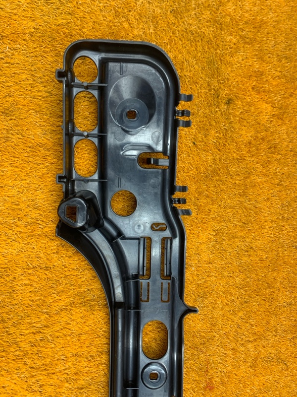 крепление бампера, 400 рублей, Красноярск