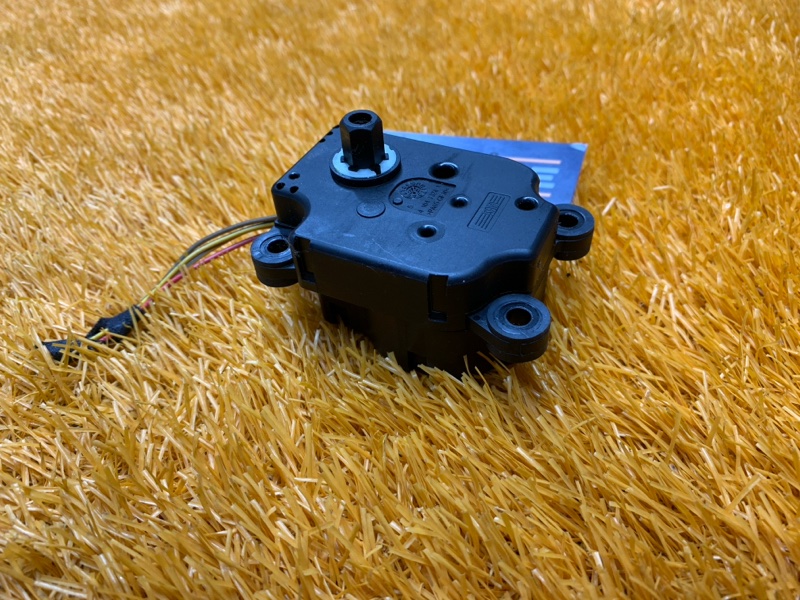 привод заслонки отопителя, 360 рублей, Красноярск