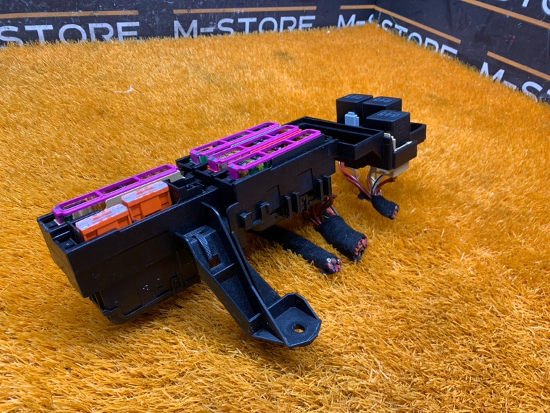 блок предохранителей, 2000 рублей, Красноярск