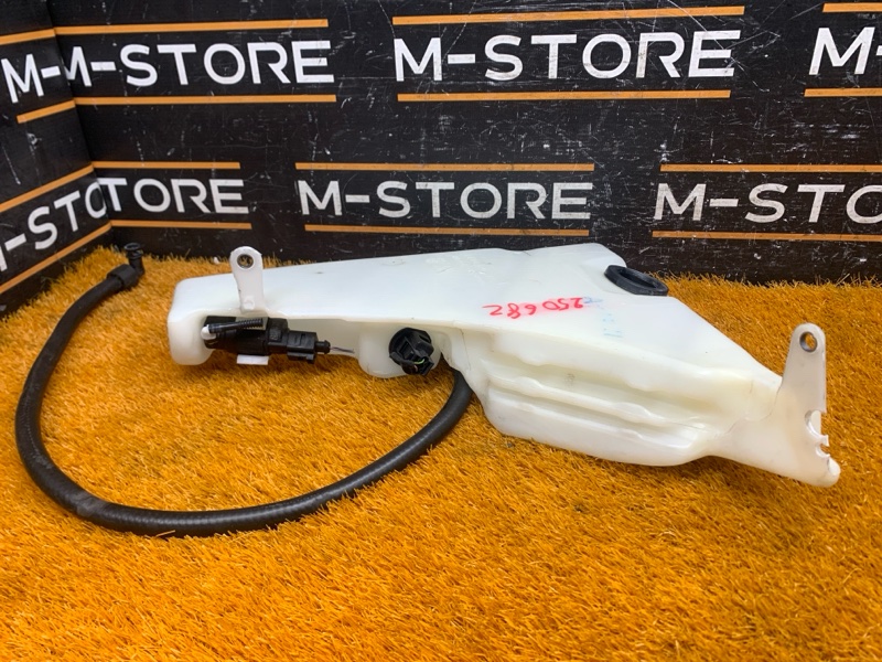 Бачок омывателя, 1000 рублей, Красноярск