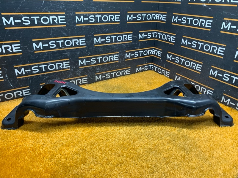 Балка поперечная (подрамник), 300 рублей, Красноярск