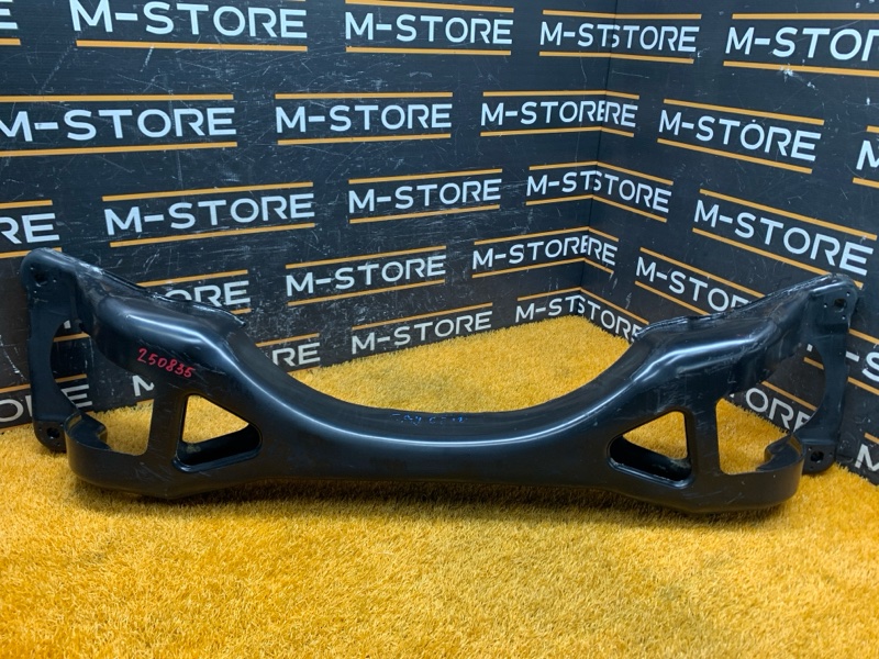 Балка поперечная (подрамник), 300 рублей, Красноярск