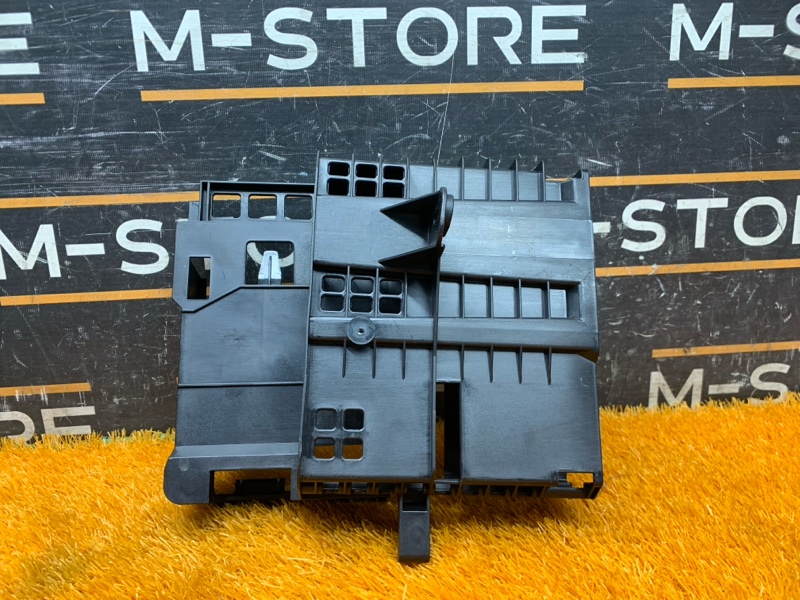 Кронштейн блока управления магнитолой, 990 рублей, Красноярск