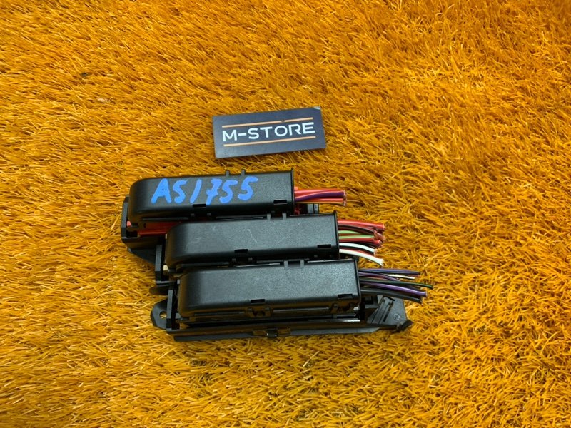 блок предохранителей, 400 рублей, Красноярск