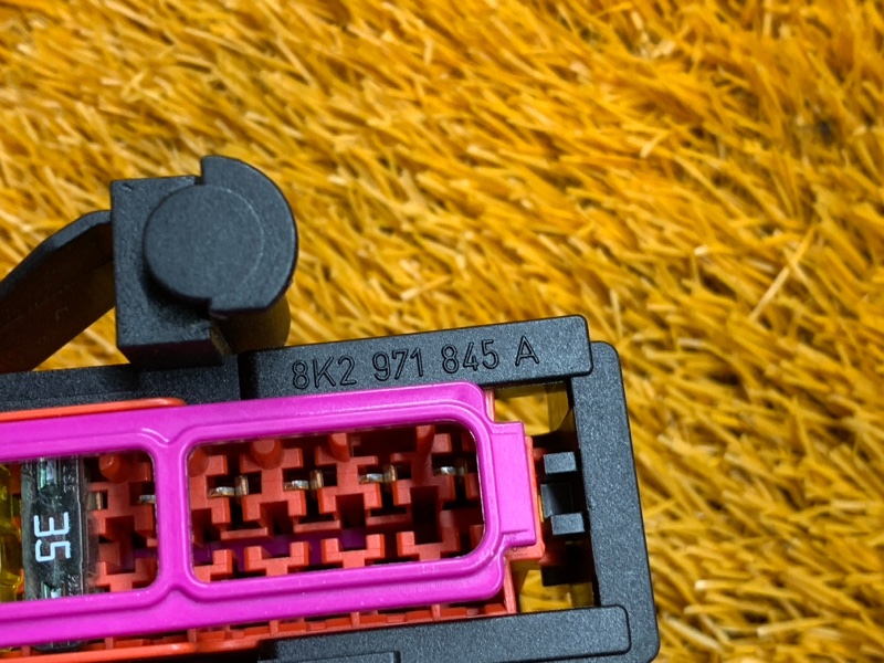 блок предохранителей, 400 рублей, Красноярск