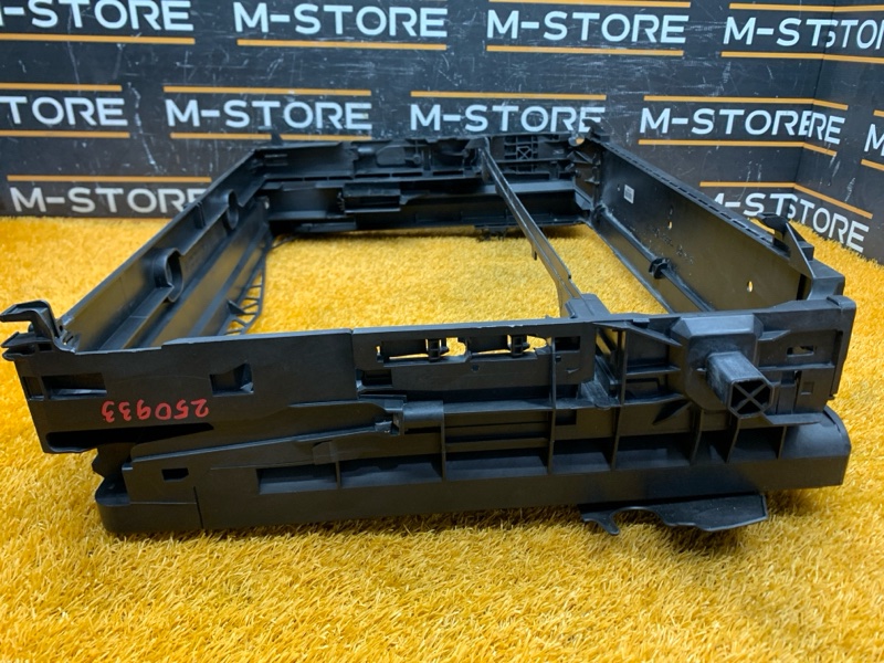 рамка радиатора, 6590 рублей, Красноярск