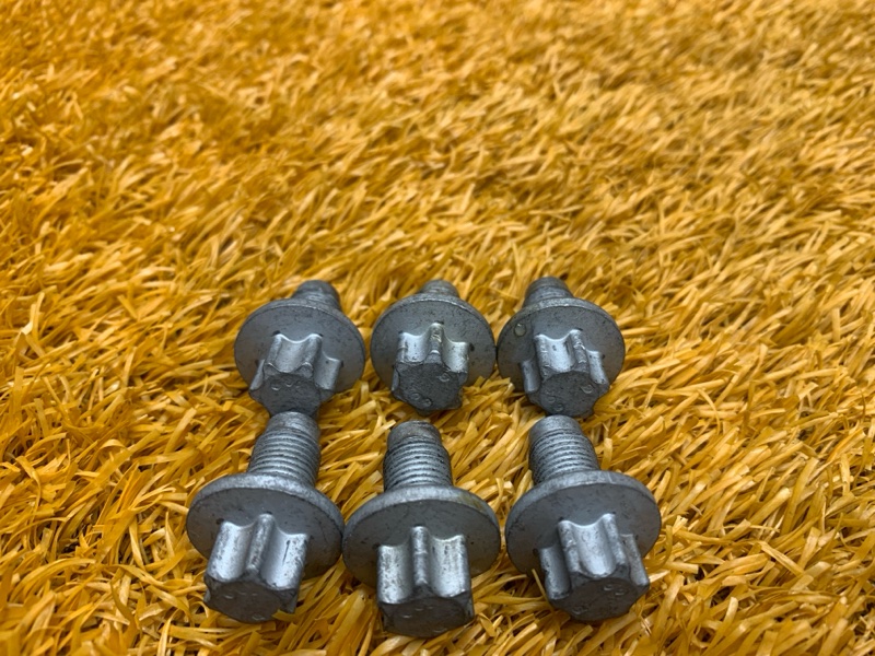 болт гидротрансформатора, 510 рублей, Красноярск