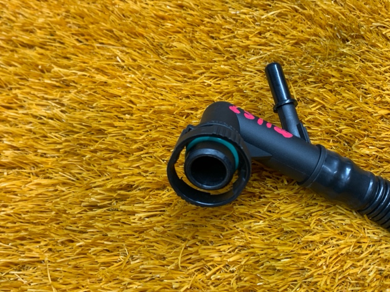 Патрубок картерных газов, 870 рублей, Красноярск