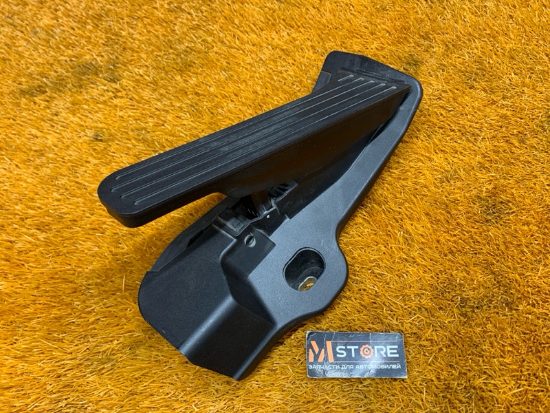 педаль газа, 900 рублей, Красноярск