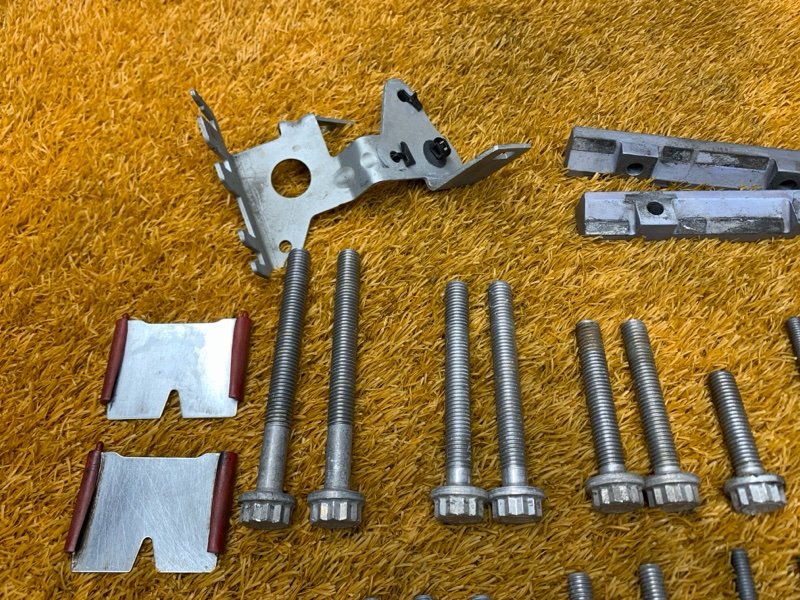 Болты и гайки ДВС, 1240 рублей, Красноярск