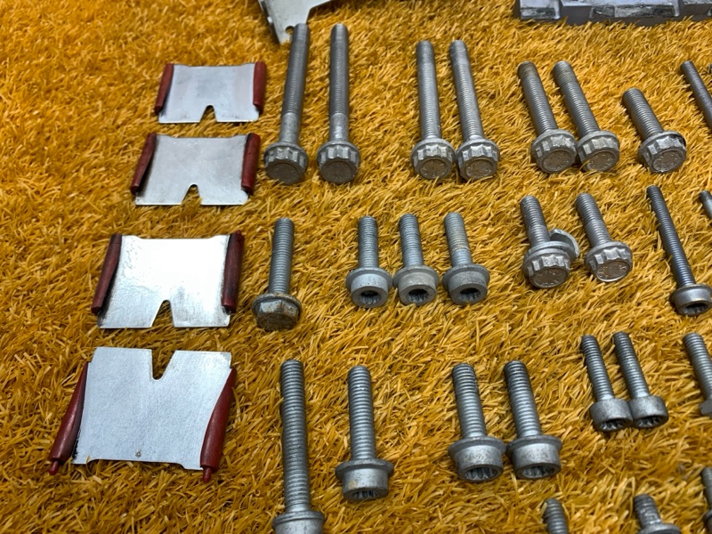 Болты и гайки ДВС, 1240 рублей, Красноярск