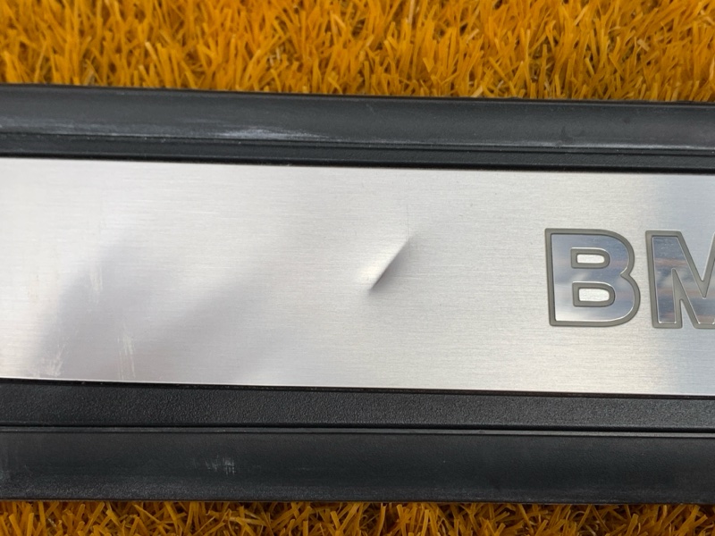 Накладка на порог салона, 500 рублей, Красноярск