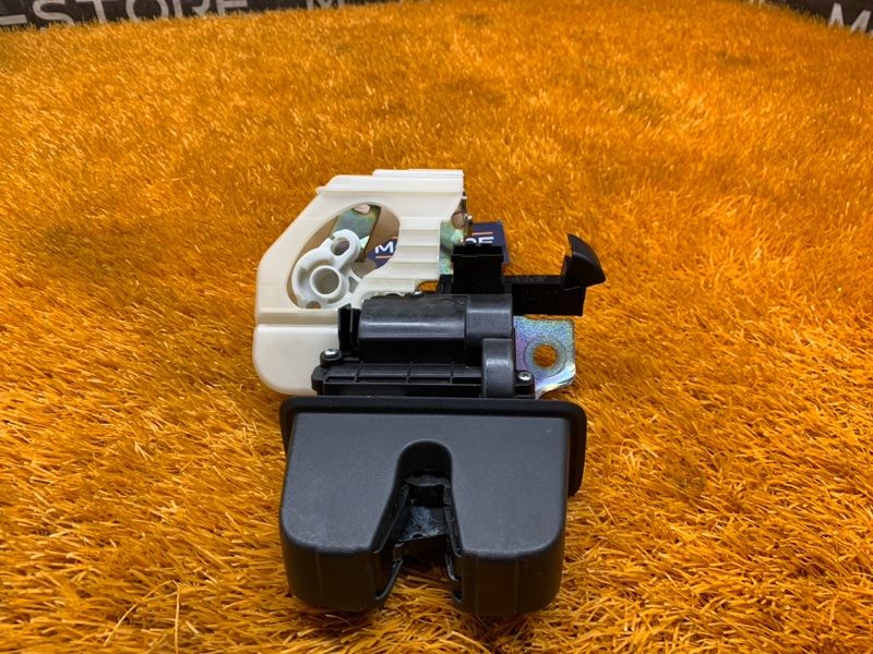 замок багажника, 3550 рублей, Красноярск