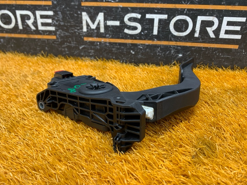 педаль газа, 500 рублей, Красноярск