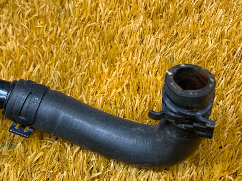 Патрубок системы охлаждения, 400 рублей, Красноярск