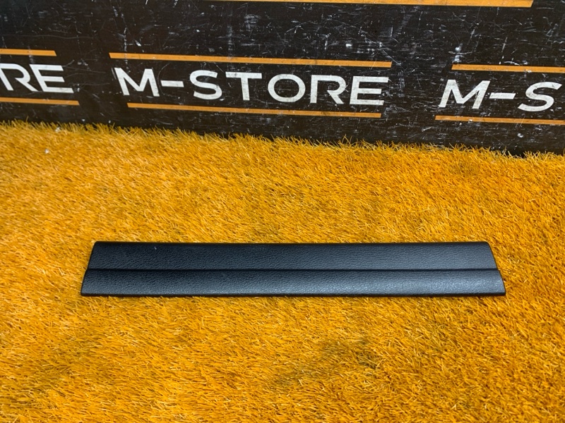 Накладка на порог салона, 610 рублей, Красноярск