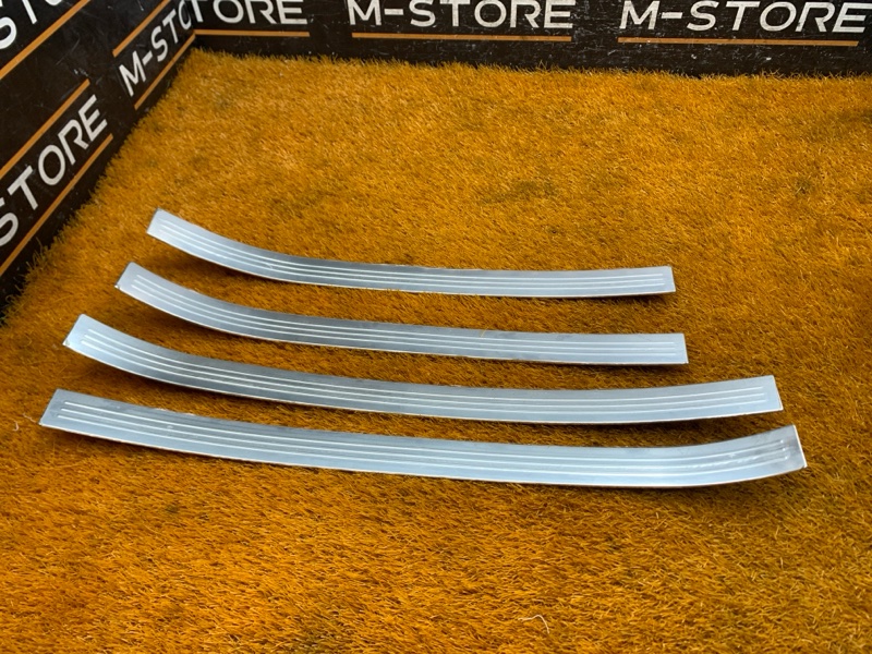 Накладка на порог салона, 1000 рублей, Красноярск