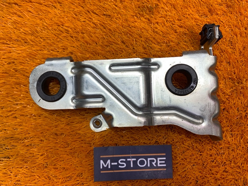 кронштейн, 300 рублей, Красноярск