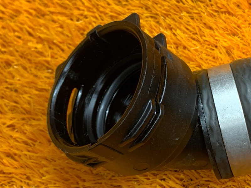 Патрубок радиатора верхний, 2000 рублей, Красноярск