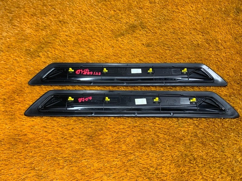 Накладка на порог салона, 3430 рублей, Красноярск