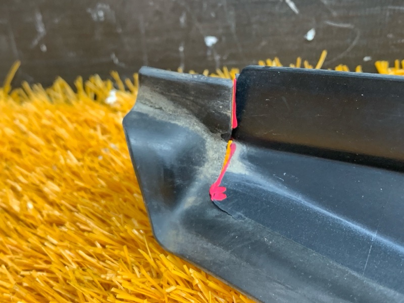 Водосток багажника, 260 рублей, Красноярск