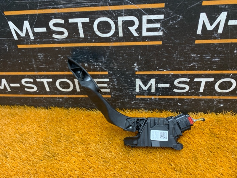 педаль газа, 1500 рублей, Красноярск