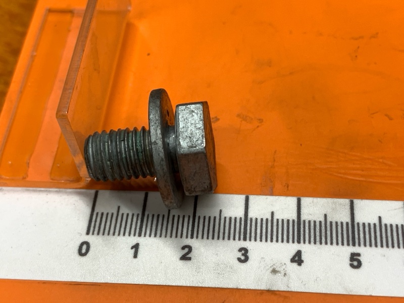 болт гидротрансформатора, 260 рублей, Красноярск