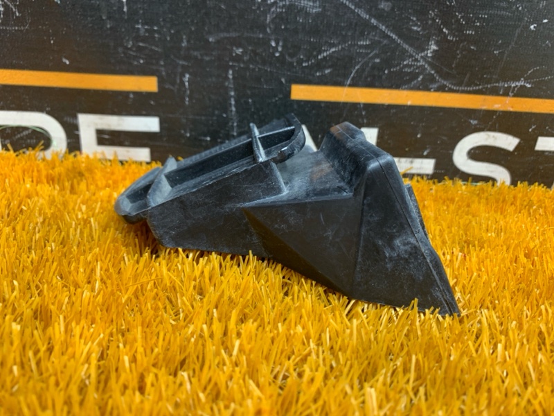 крепление бампера, 260 рублей, Красноярск