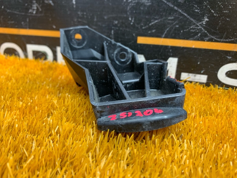 крепление бампера, 260 рублей, Красноярск