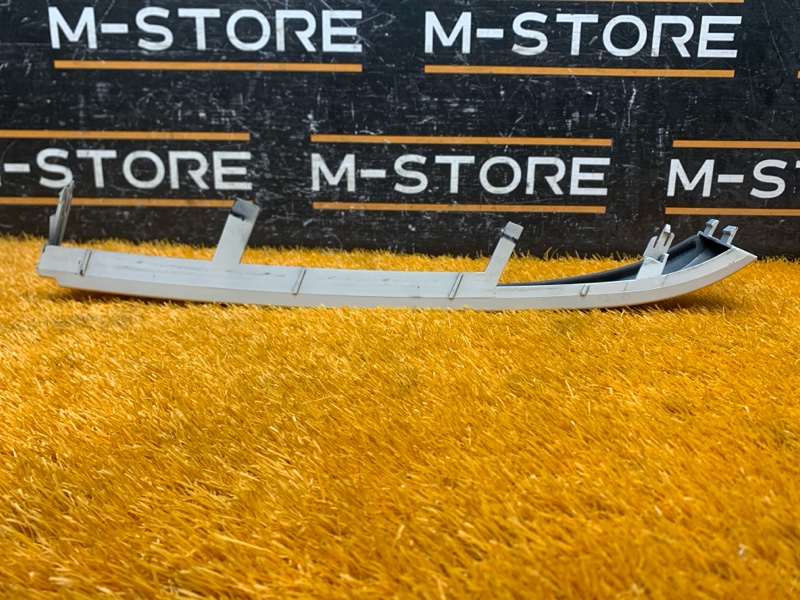 планка под фару, 1340 рублей, Красноярск