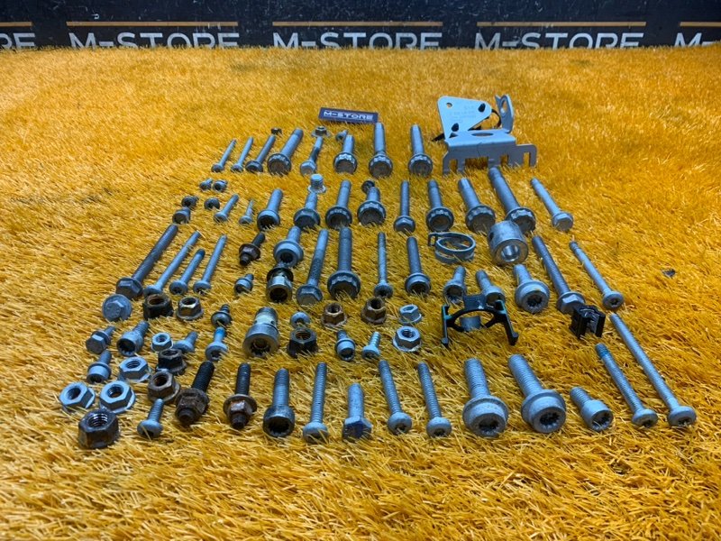 Болты и гайки ДВС, 990 рублей, Красноярск