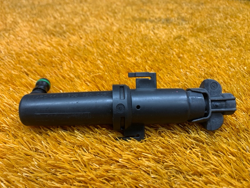 Форсунка омывателя фары, 1000 рублей, Красноярск