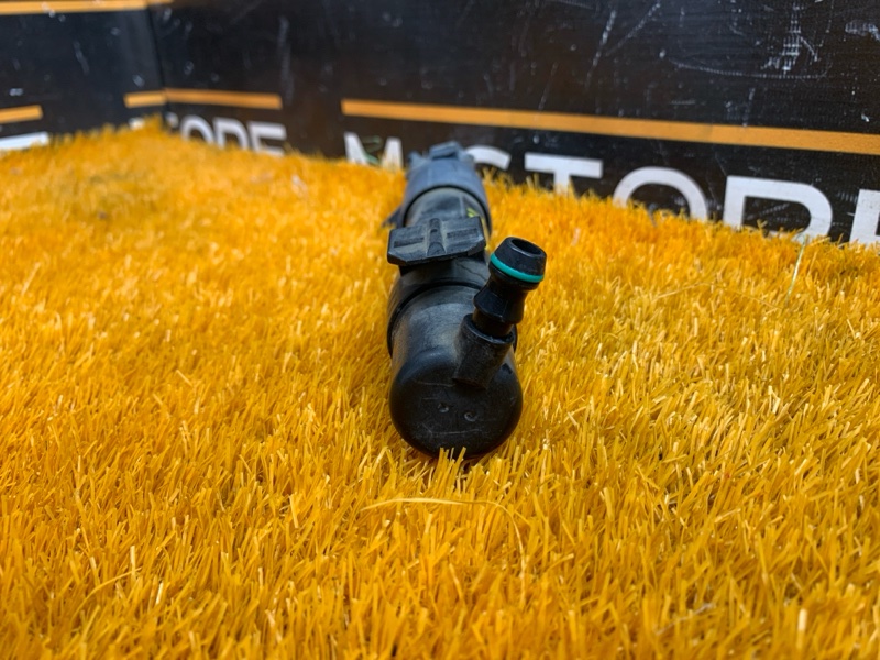 Форсунка омывателя фары, 1000 рублей, Красноярск