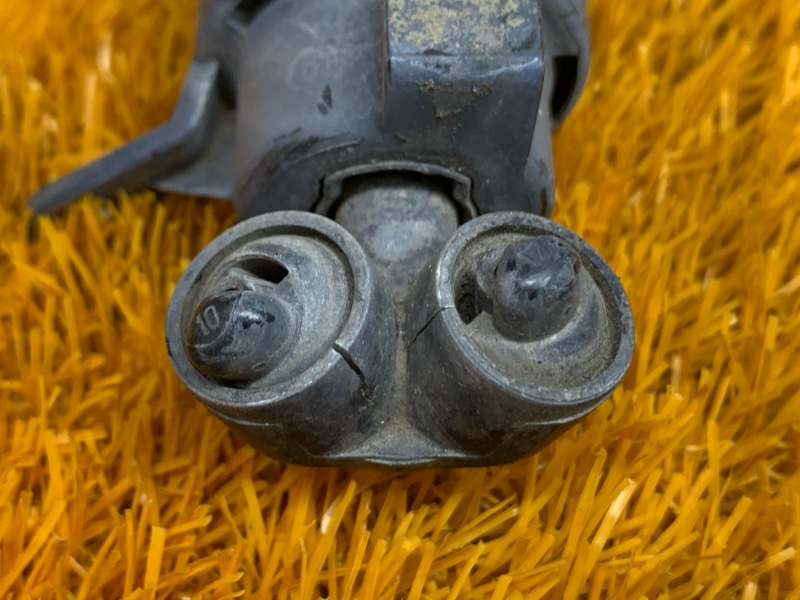 Форсунка омывателя фары, 1000 рублей, Красноярск