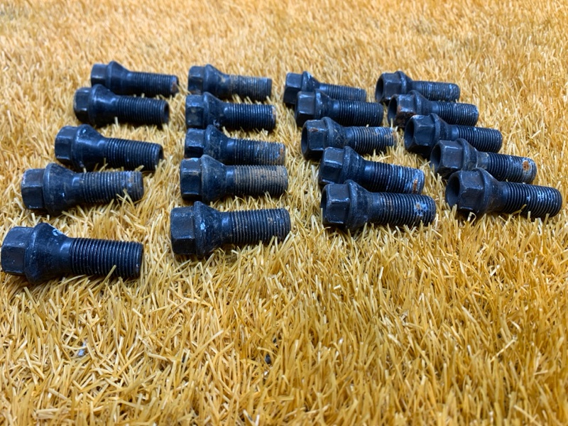 болт колесный, 1780 рублей, Красноярск