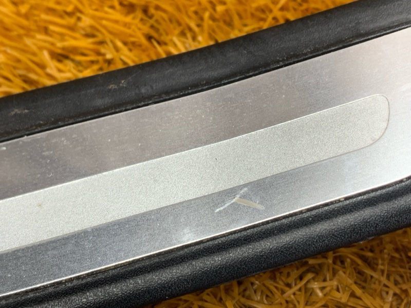 Накладка на порог салона, 1000 рублей, Красноярск