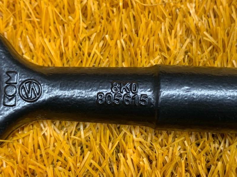 Крюк буксировочный, 1240 рублей, Красноярск