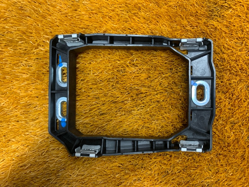 кронштейн, 420 рублей, Красноярск