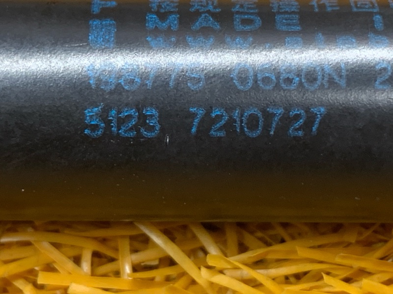 амортизатор капота, 1000 рублей, Красноярск