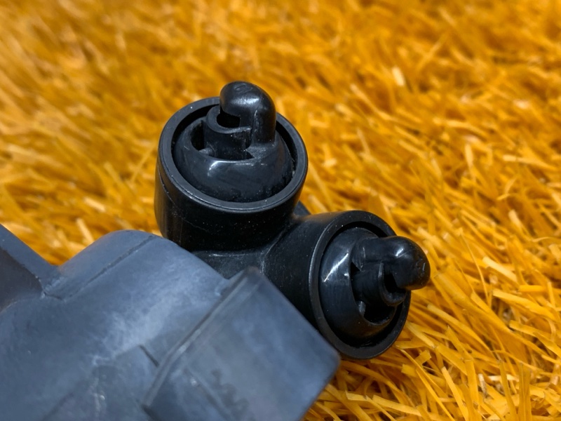 Форсунка омывателя фары, 1000 рублей, Красноярск