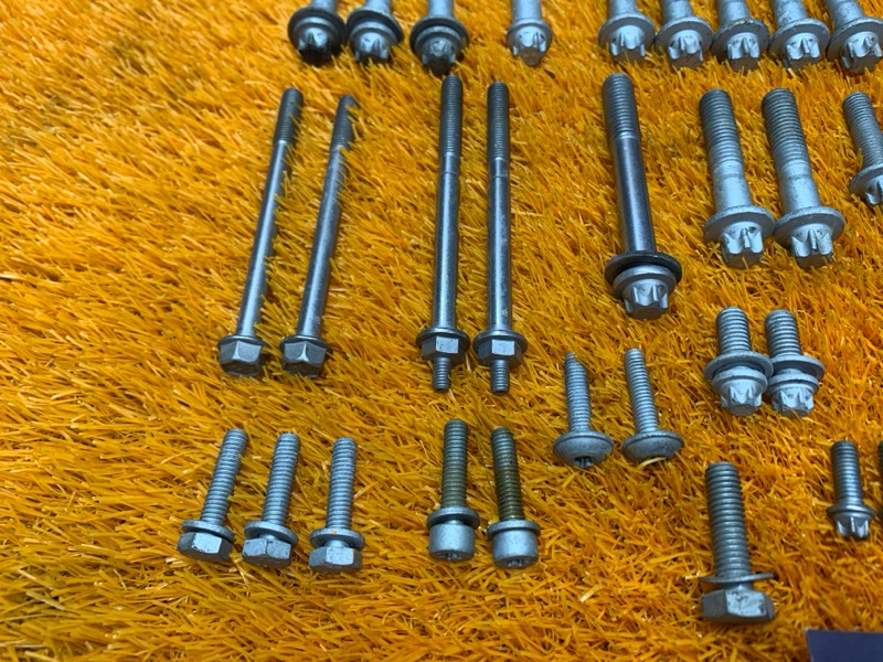 Болты и гайки ДВС, 990 рублей, Красноярск