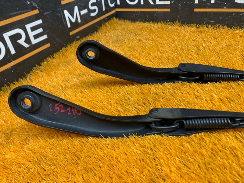 поводок стеклоочистителя, 1130 рублей, Красноярск