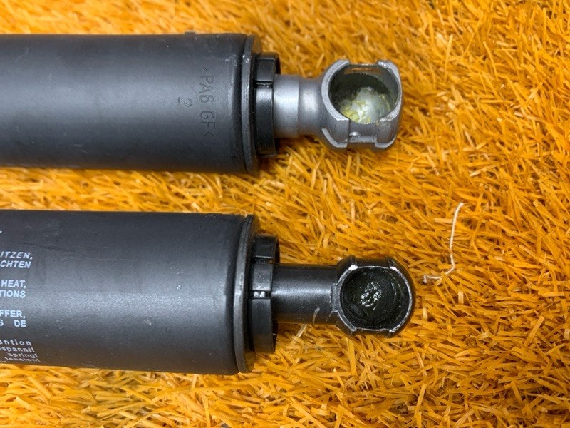 амортизатор багажника, 3550 рублей, Красноярск