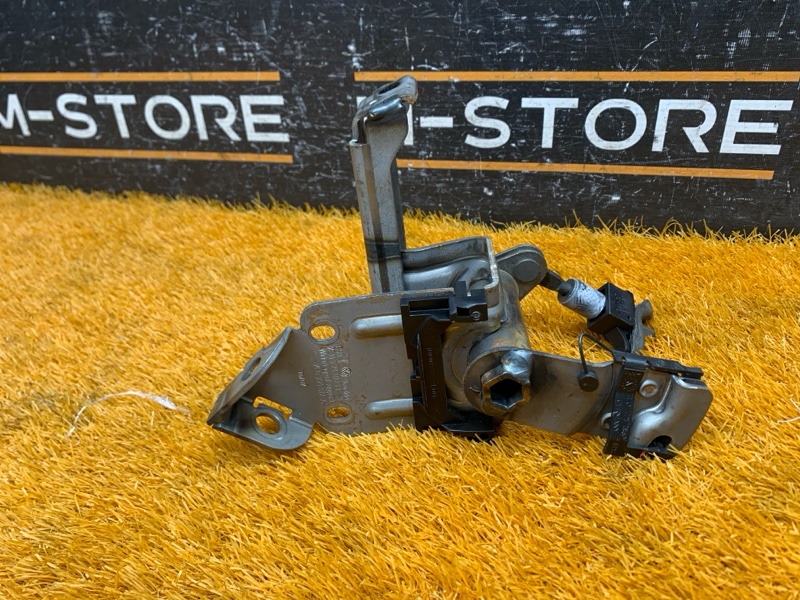 Кронштейн ручного тормоза, 300 рублей, Красноярск