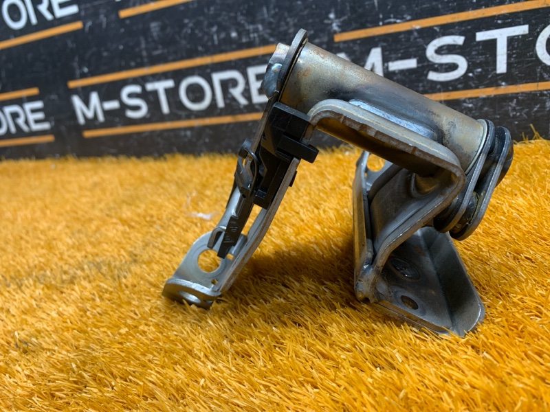 Кронштейн ручного тормоза, 300 рублей, Красноярск