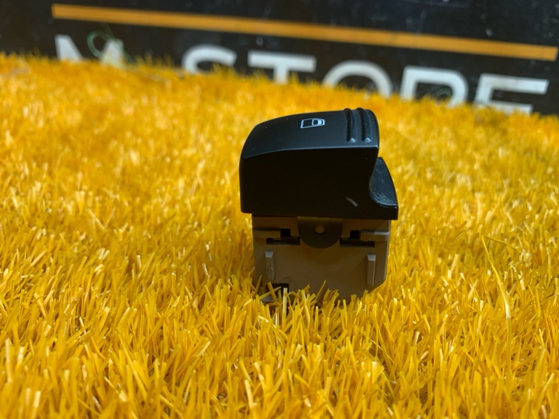 кнопка стеклоподъемника, 270 рублей, Красноярск