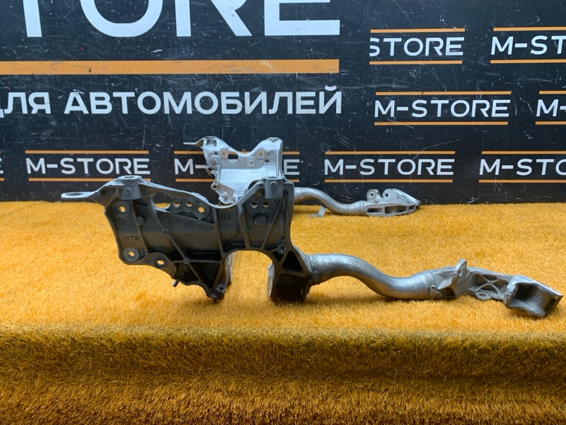 Балка поперечная (подрамник), 3500 рублей, Красноярск